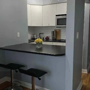 Apartment Cozy, Vancouver