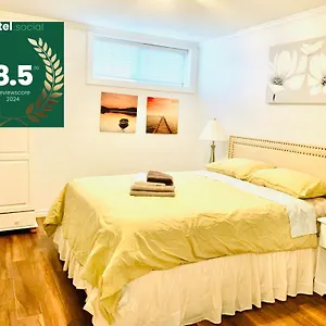Apartment Mary's Cozy Near Yvr Ubc Downtown, Vancouver