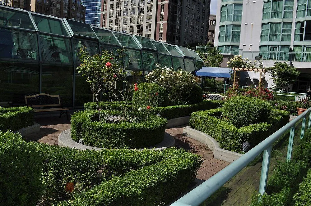 Rosedale On Robson Suite Hotel Vancouver