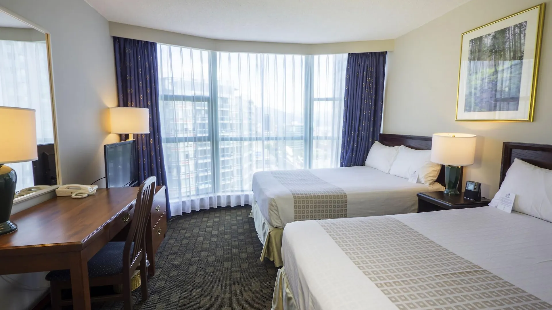 Rosedale On Robson Suite Hotel Vancouver